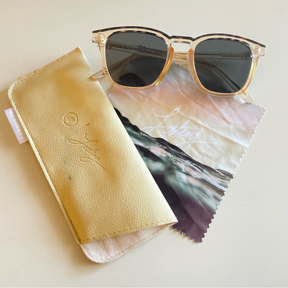 Blenders Eyewear Lakey Motion Sydney sunglasses